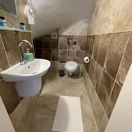 3+1 Genis Bahceli Mustakil Hotel